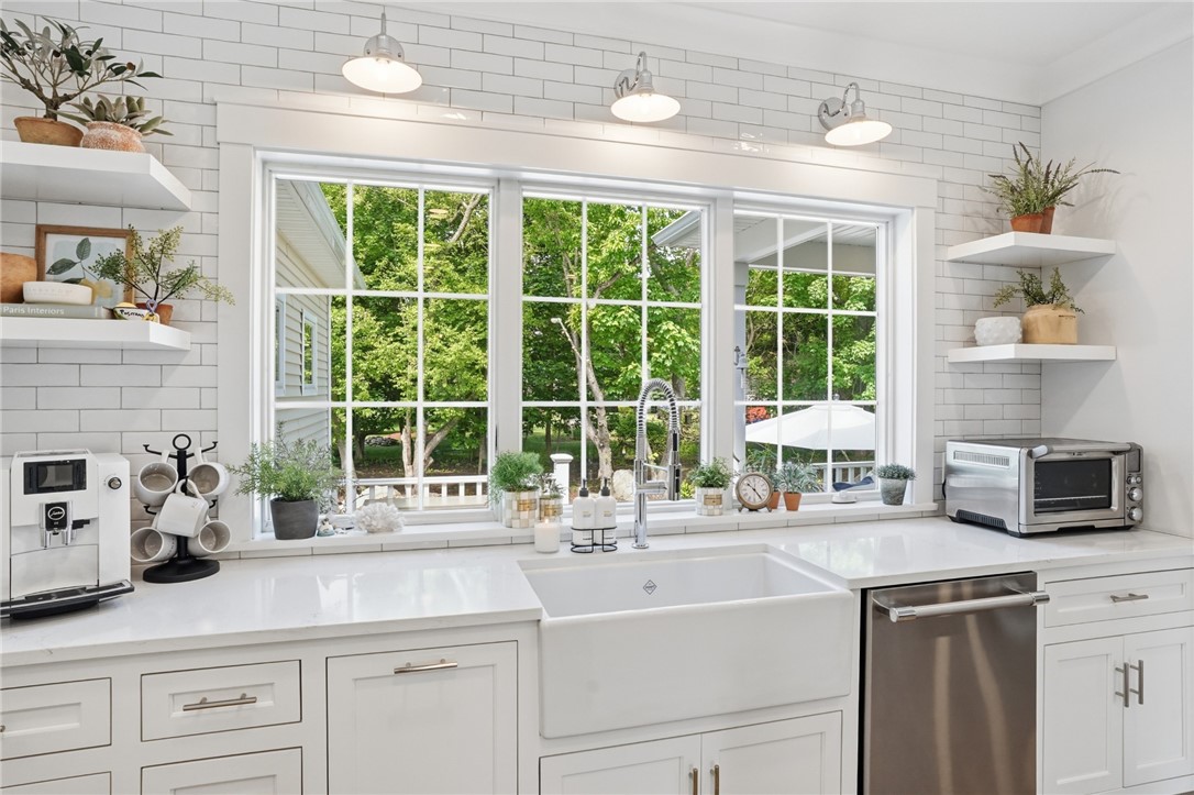 7 Waterview Lane Warren, RI 02885 - Photo 16 of 48