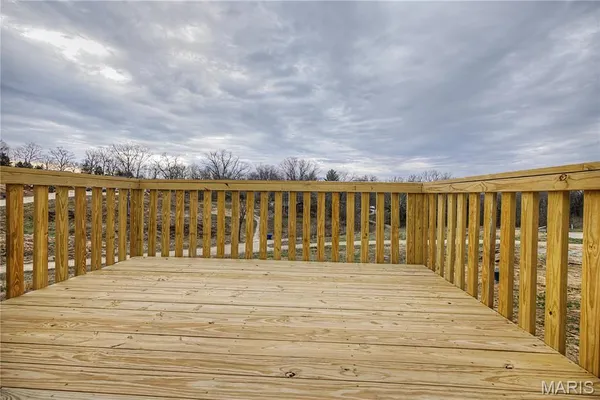 $314,500 | 614 T-Box Drive, St. Clair, MO 63077