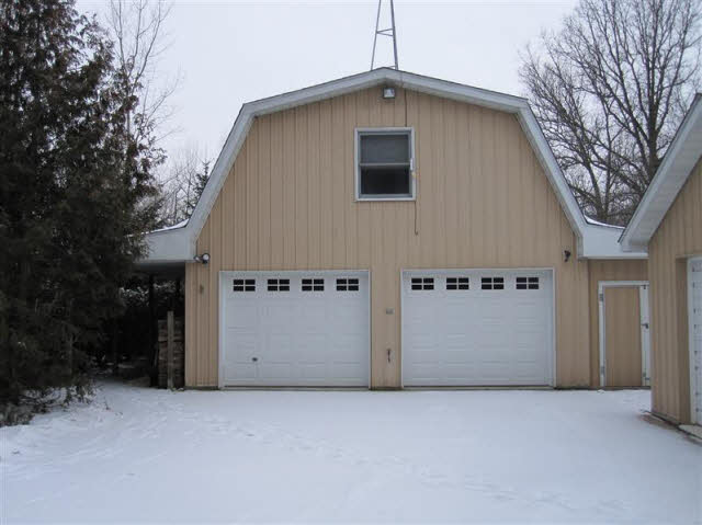 2480 South Iva Road Hemlock, MI 48626 - Photo 14 of 19 20057293-13.JPG