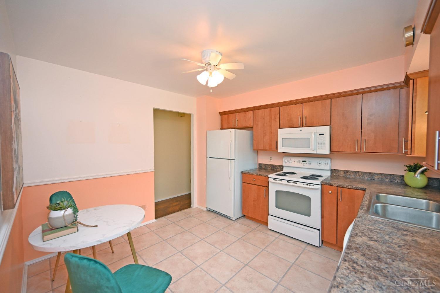 1248 Linneman Road Cincinnati, OH 45238 - Photo 13 of 39 Gallery Image 13