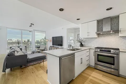 $515,000 | 300 Bowie Street, Unit 2706, Austin, TX 78703