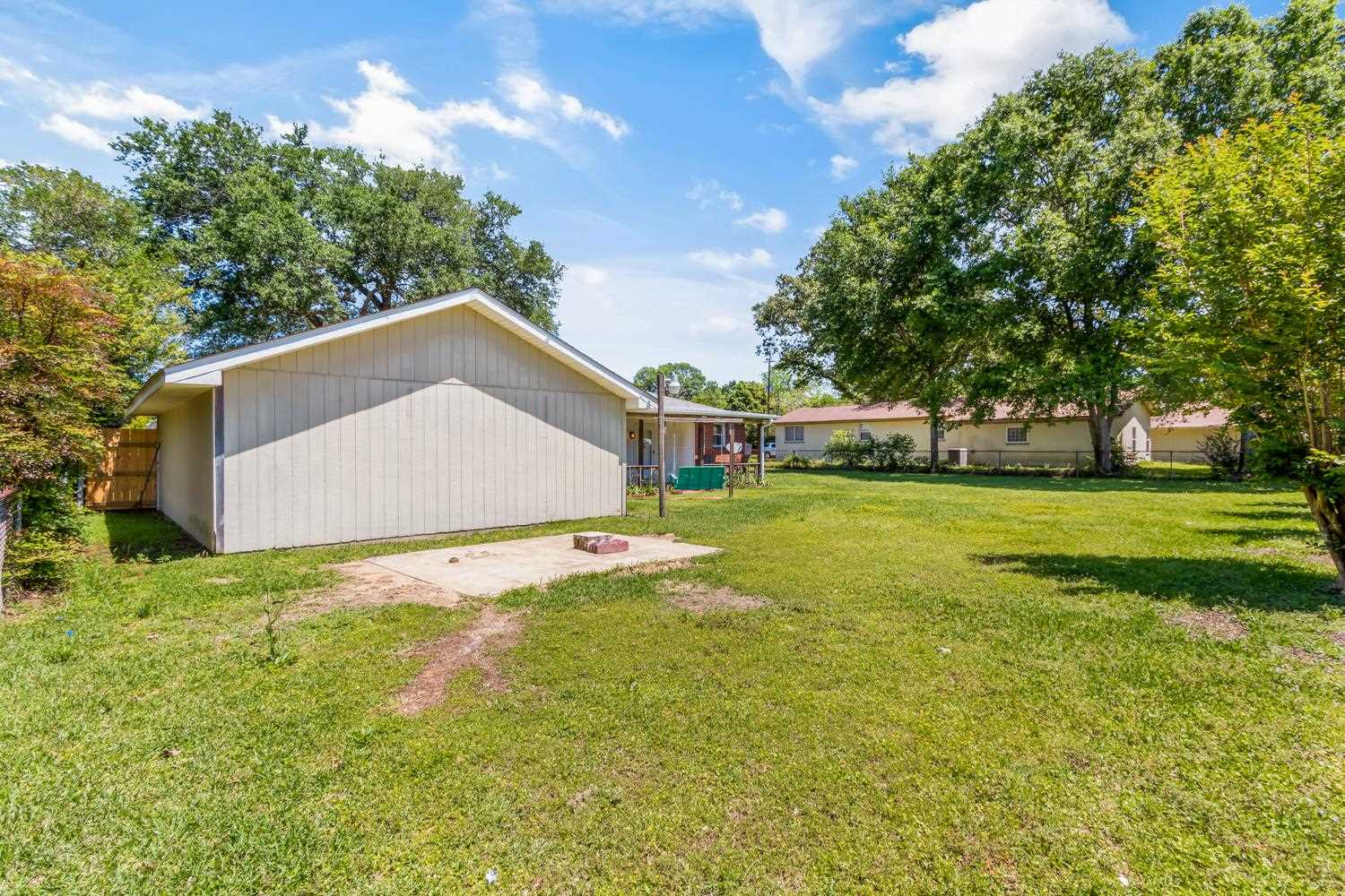 321 Robin Road Pensacola, FL 32514 - Photo 35 of 40 Gallery Image 35