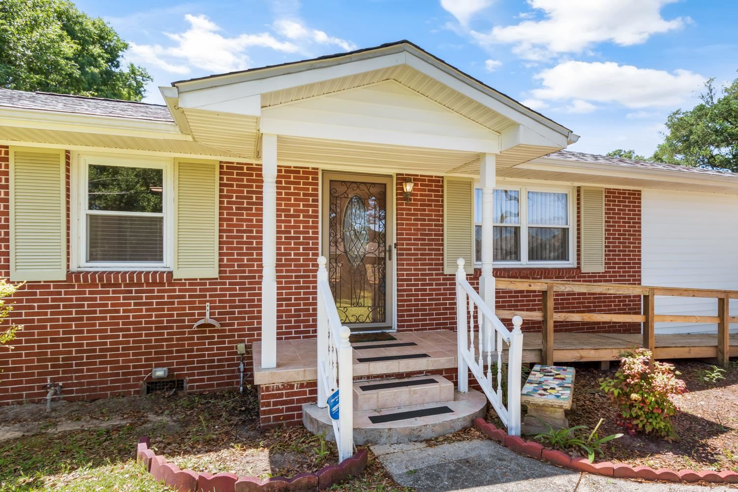 321 Robin Road Pensacola, FL 32514 - Photo 5 of 40 Gallery Image 5