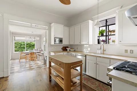 $1,595,000 | 1633 Arlington Street, Houston, TX 77008