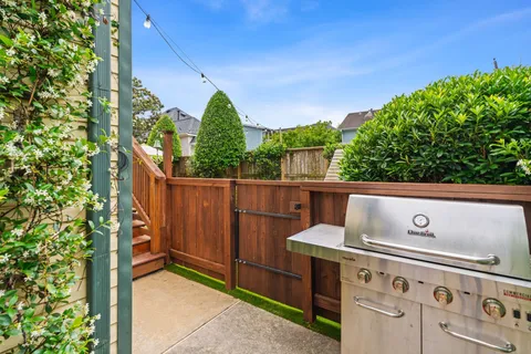 $1,595,000 | 1633 Arlington Street, Houston, TX 77008