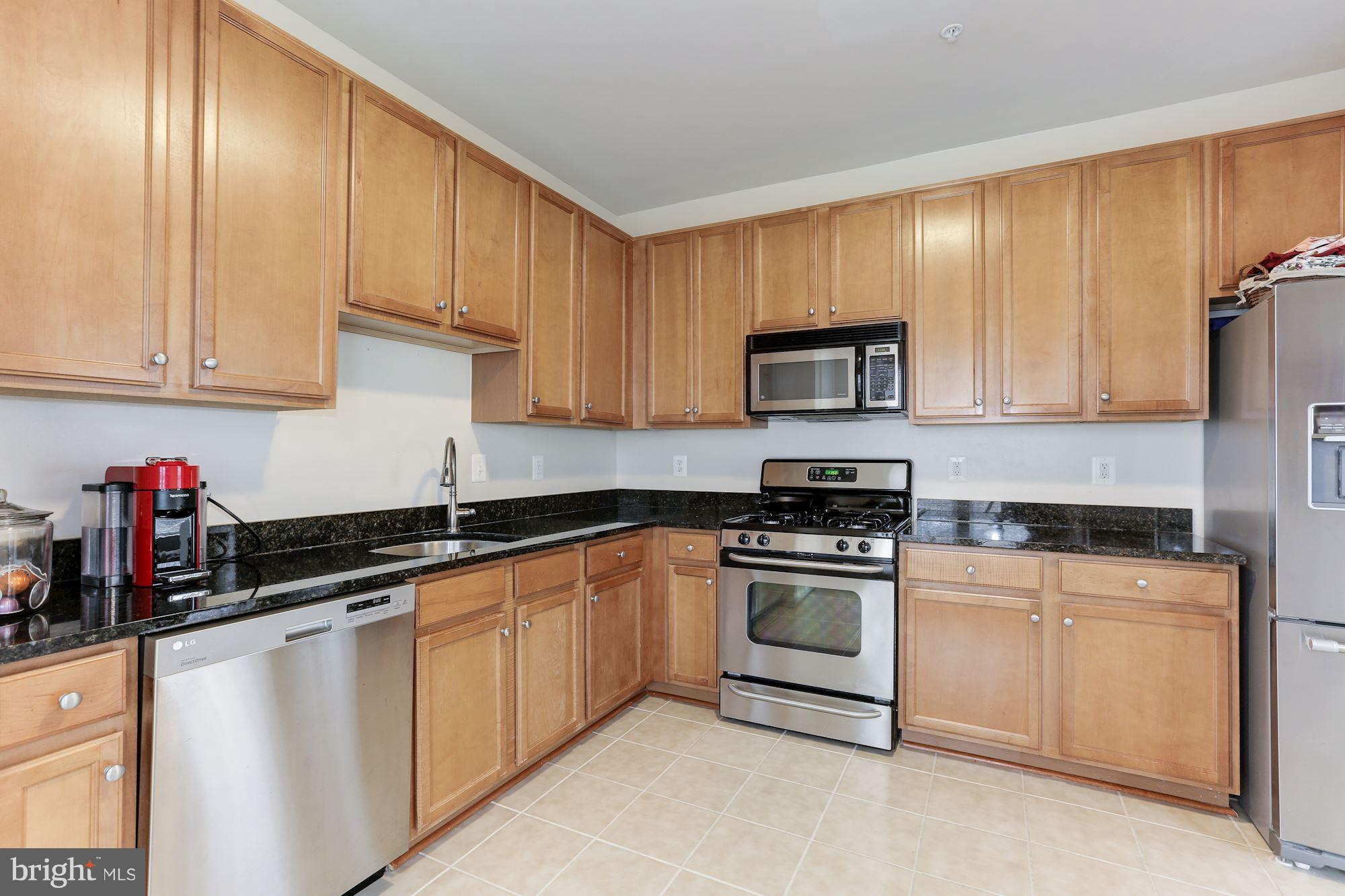 1501 North Point Drive, Unit 202 Reston, VA 20194 - Photo 8 of 30 Kitchen