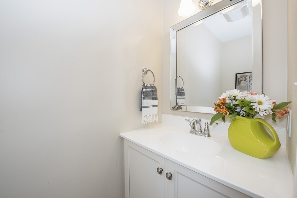 4 Orvis Road, Unit 4 Arlington, MA 02474 - Photo 10 of 21 Gallery Image 10