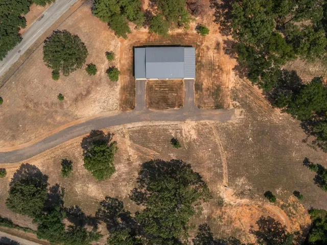 $450,000 | 22080 Henderson County Road 4117, Frankston, TX 75763