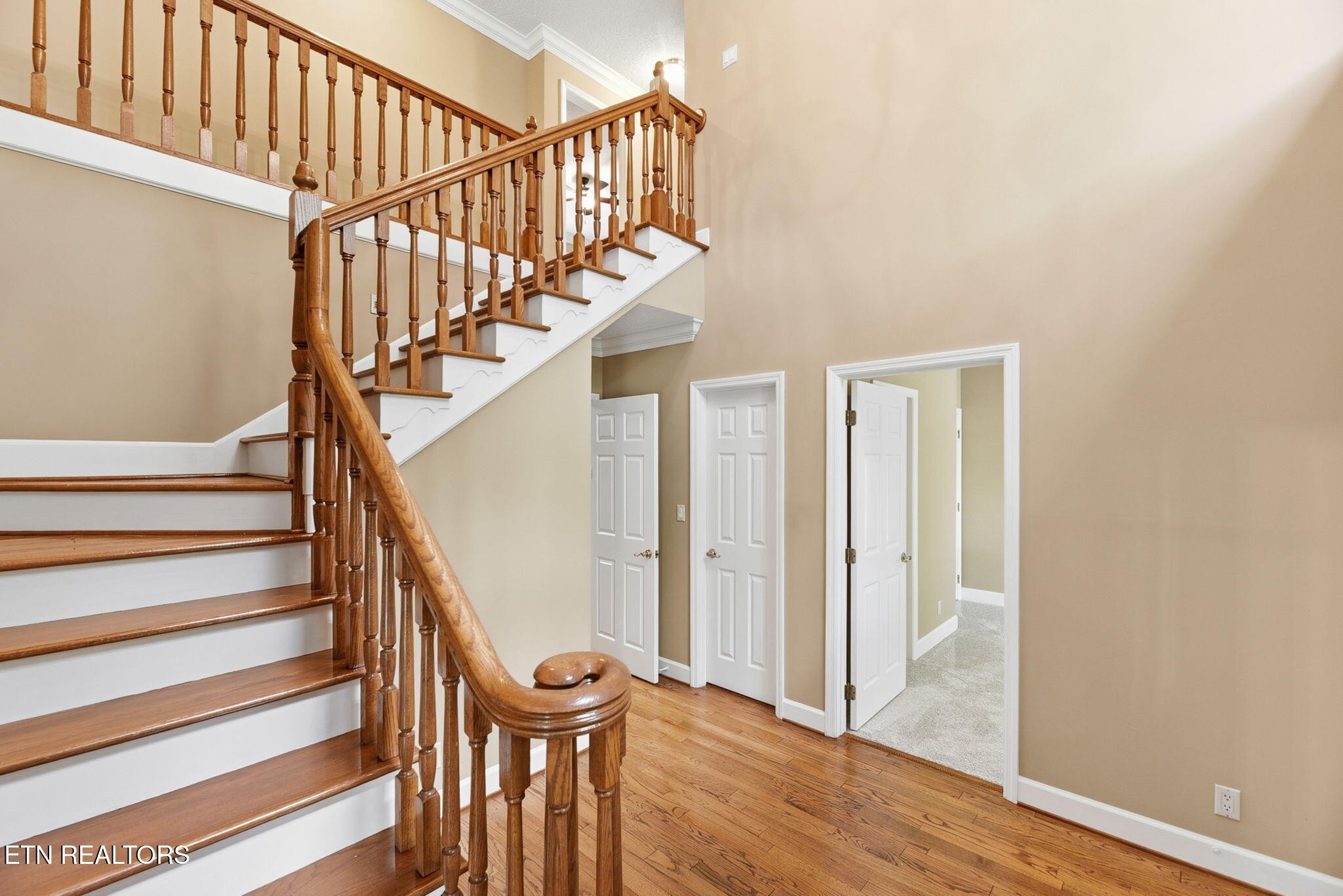 102 Cornell Lane Oak Ridge, TN 37830 - Photo 4 of 49 Gallery Image 4