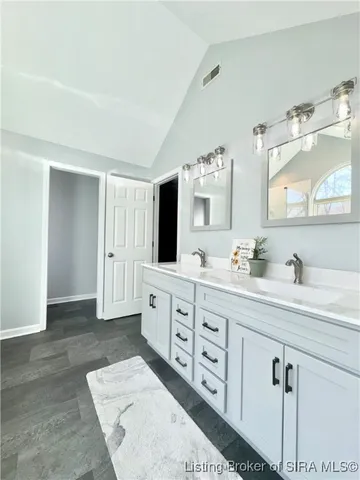 $399,000 | 212 Slate Run Drive, Henryville, IN 47126