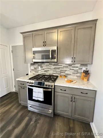 $399,000 | 212 Slate Run Drive, Henryville, IN 47126