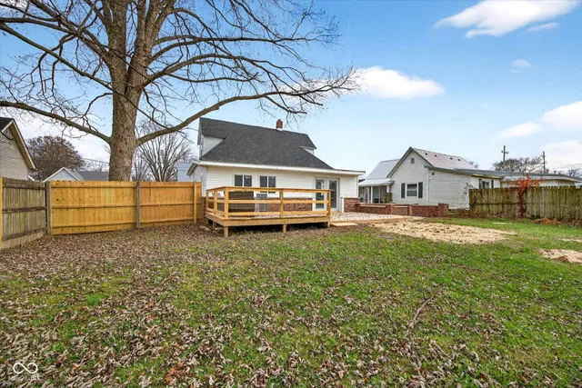 $189,000 | 178 7th Street Southeast, Linton, IN 47441