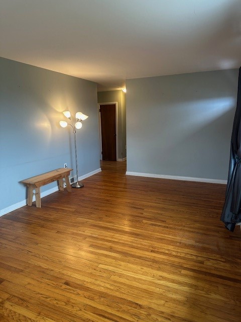 342 Mail Coach Road Portsmouth, RI 02871 - Photo 2 of 21 Living Room