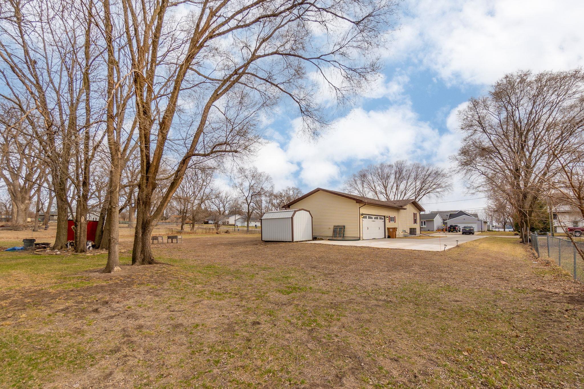 1239 Fulton Street Waterloo, IA 50707 - Photo 30 of 33 Gallery Image 30