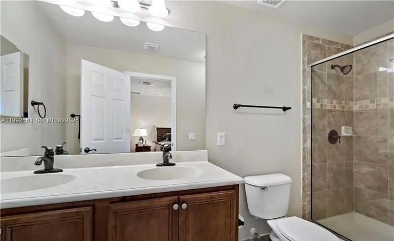 8989 Lancaster Street Tamarac, FL 33321 - Photo 5 of 18