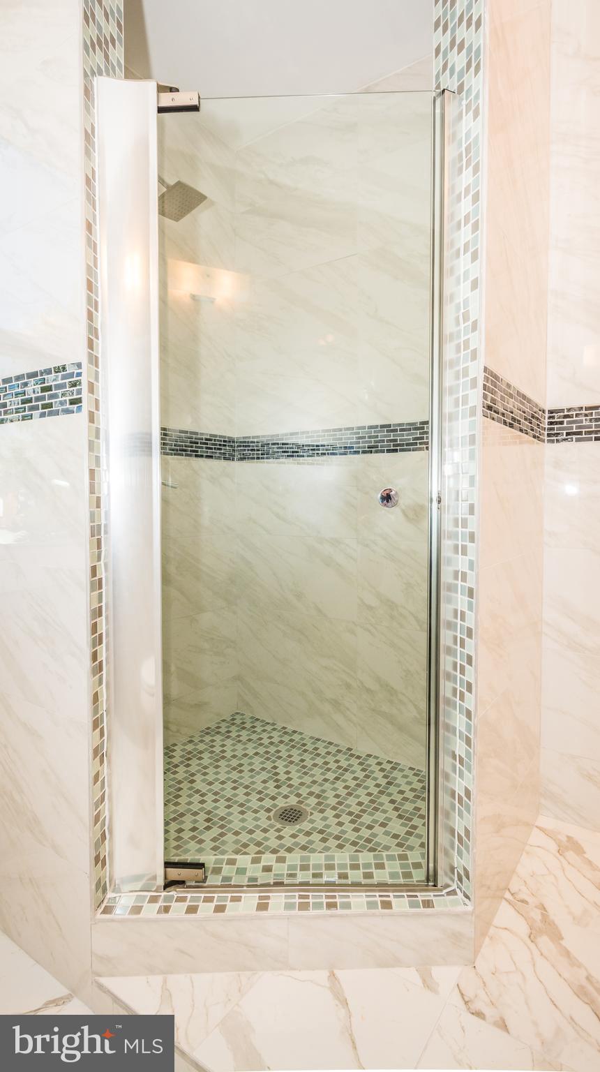 4017 Bareva Road Baltimore, MD 21215 - Photo 20 of 34 Shower Cabin | Upstairs
