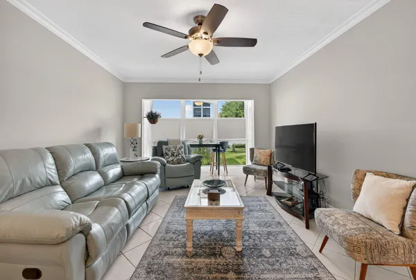 $345,000 | 1501 South Ocean Boulevard, Unit 217, Pompano Beach, FL 33062