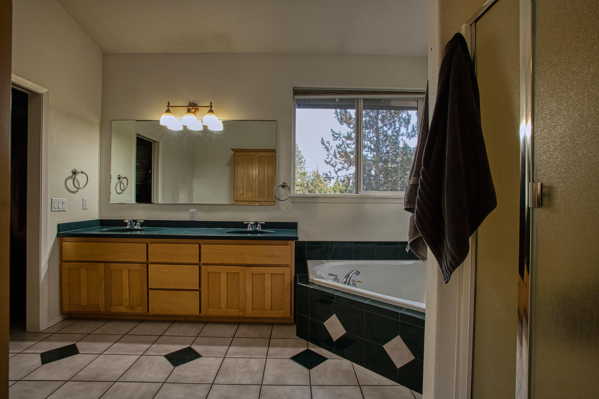 19490 Calico Road Bend, OR 97702 - Photo 23 of 67 Calico-56-Edit