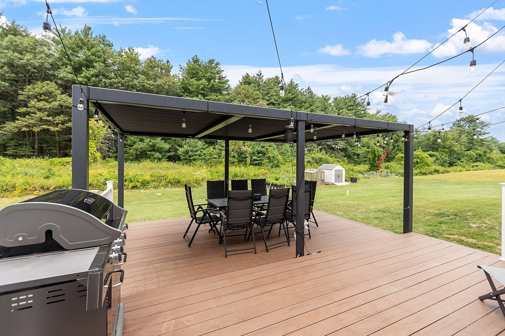 27 Spring Road Westborough, MA 01581 - Photo 36 of 41