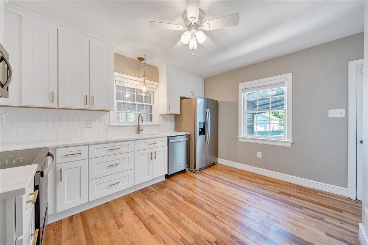 3016 Grandin Road Roanoke, VA 24018 - Photo 12 of 37 07-MIB04797