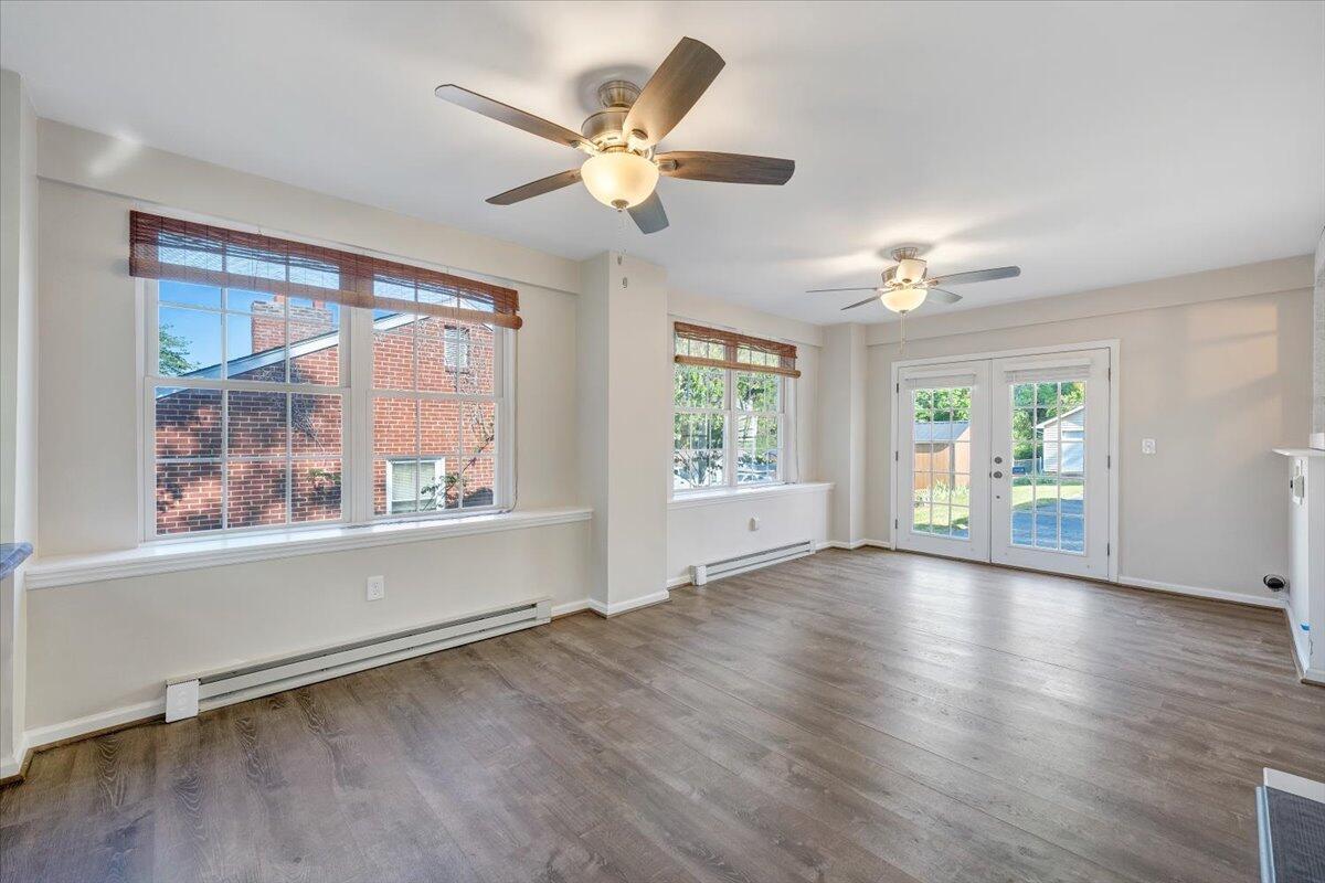 3016 Grandin Road Roanoke, VA 24018 - Photo 18 of 37 20