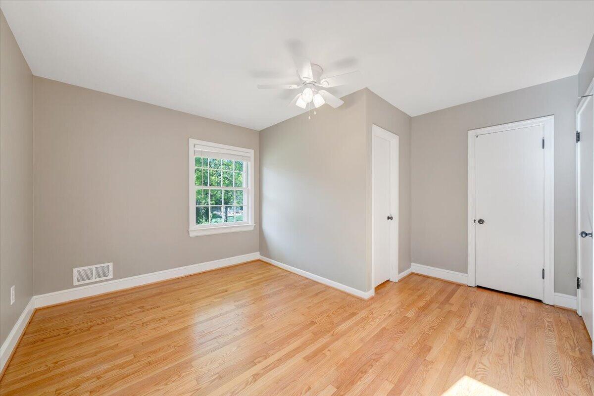 3016 Grandin Road Roanoke, VA 24018 - Photo 22 of 37 19-MIB04776