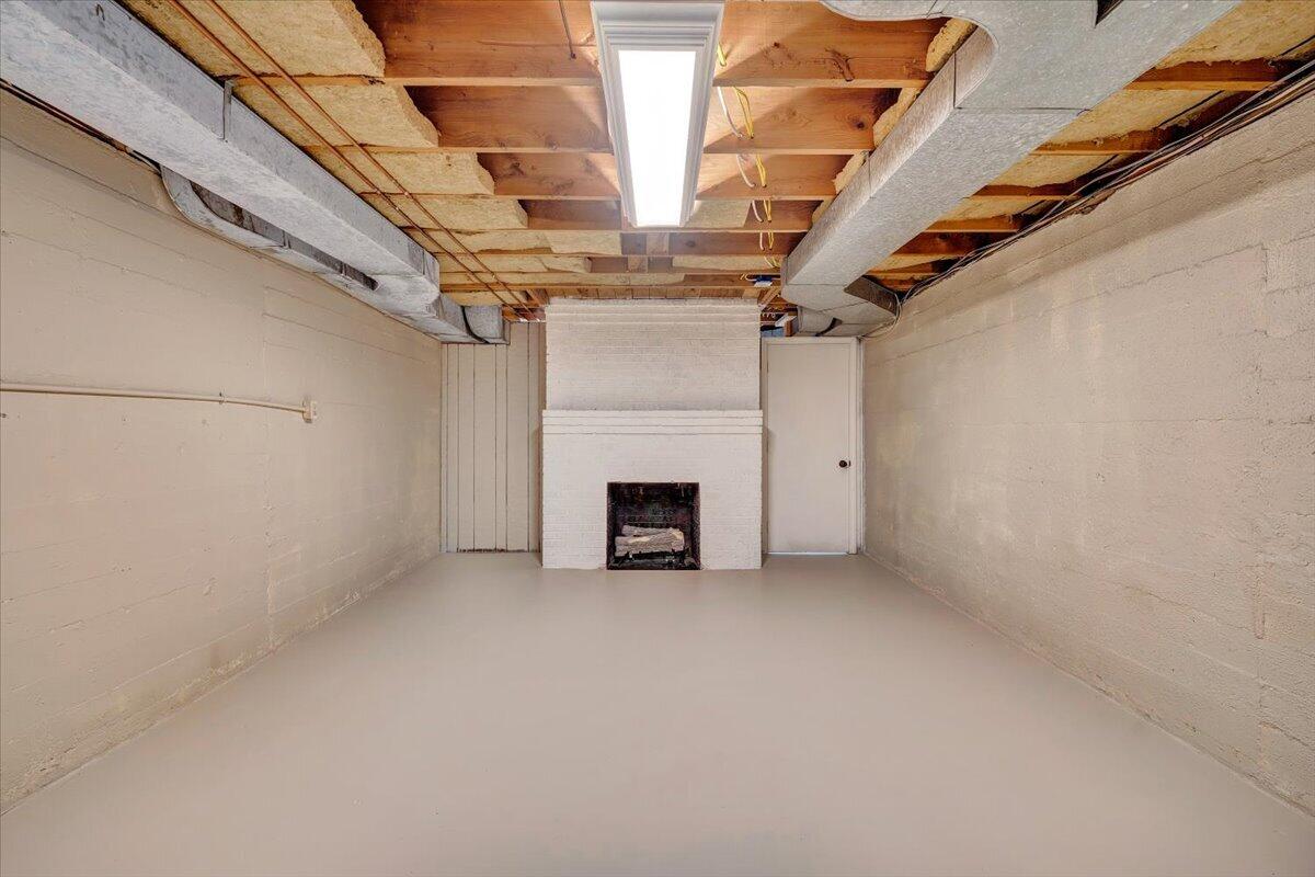 3016 Grandin Road Roanoke, VA 24018 - Photo 31 of 37 26-MIB04833