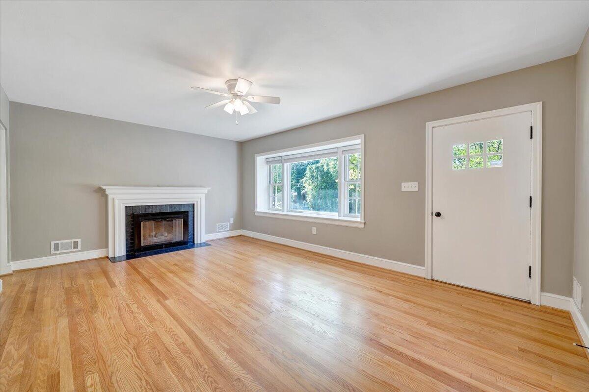 3016 Grandin Road Roanoke, VA 24018 - Photo 6 of 37 05-MIB04764