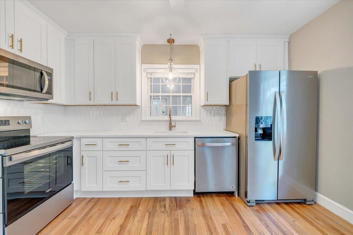 3016 Grandin Road Roanoke, VA 24018 - Photo 10 of 37 08-MIB04806