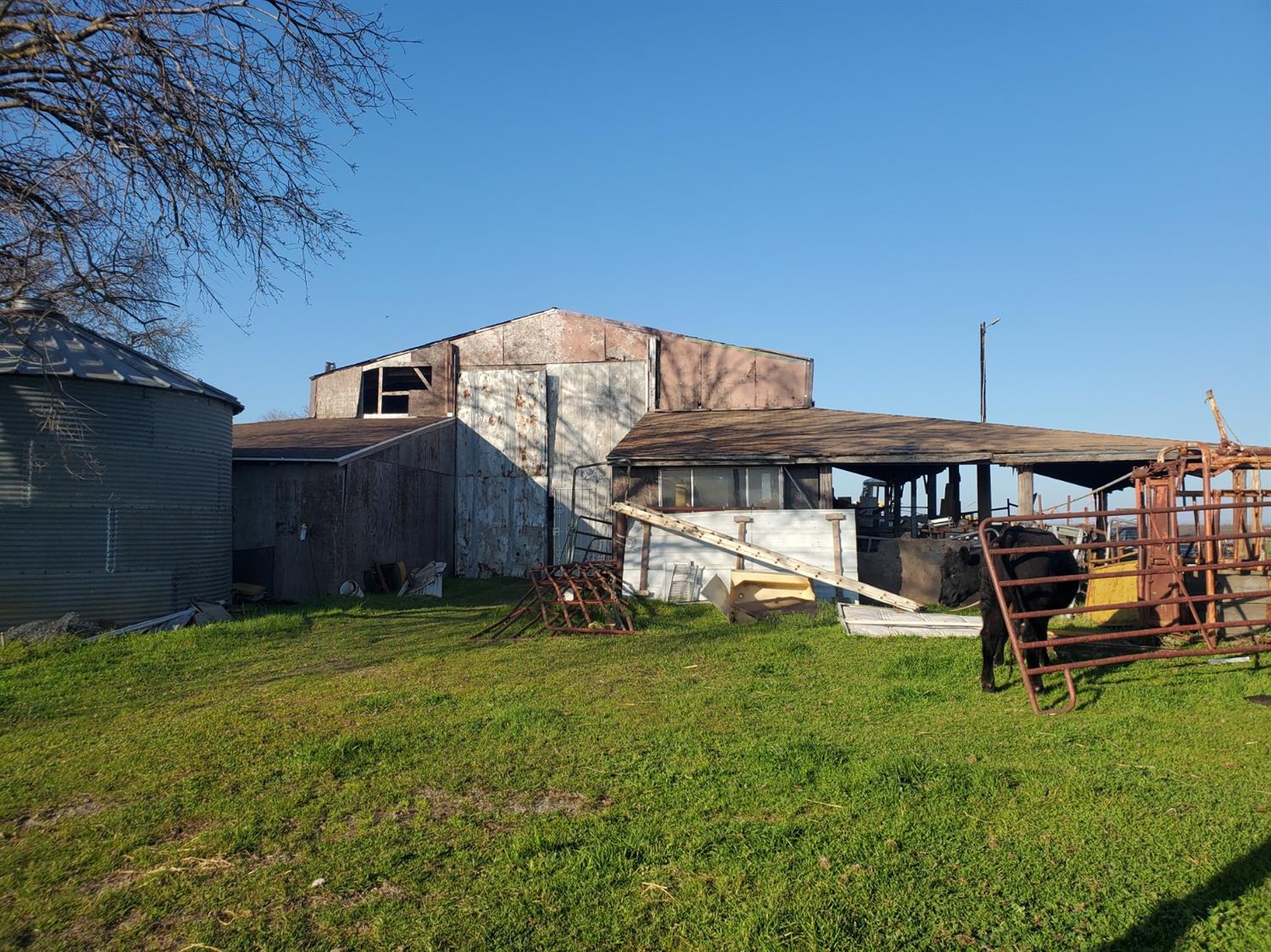 12775 Woods Road Wilton, CA 95693 - Photo 11 of 25