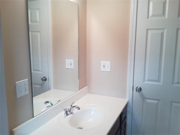 237 Shawmut Street Springfield, MA 01108 - Photo 13 of 20