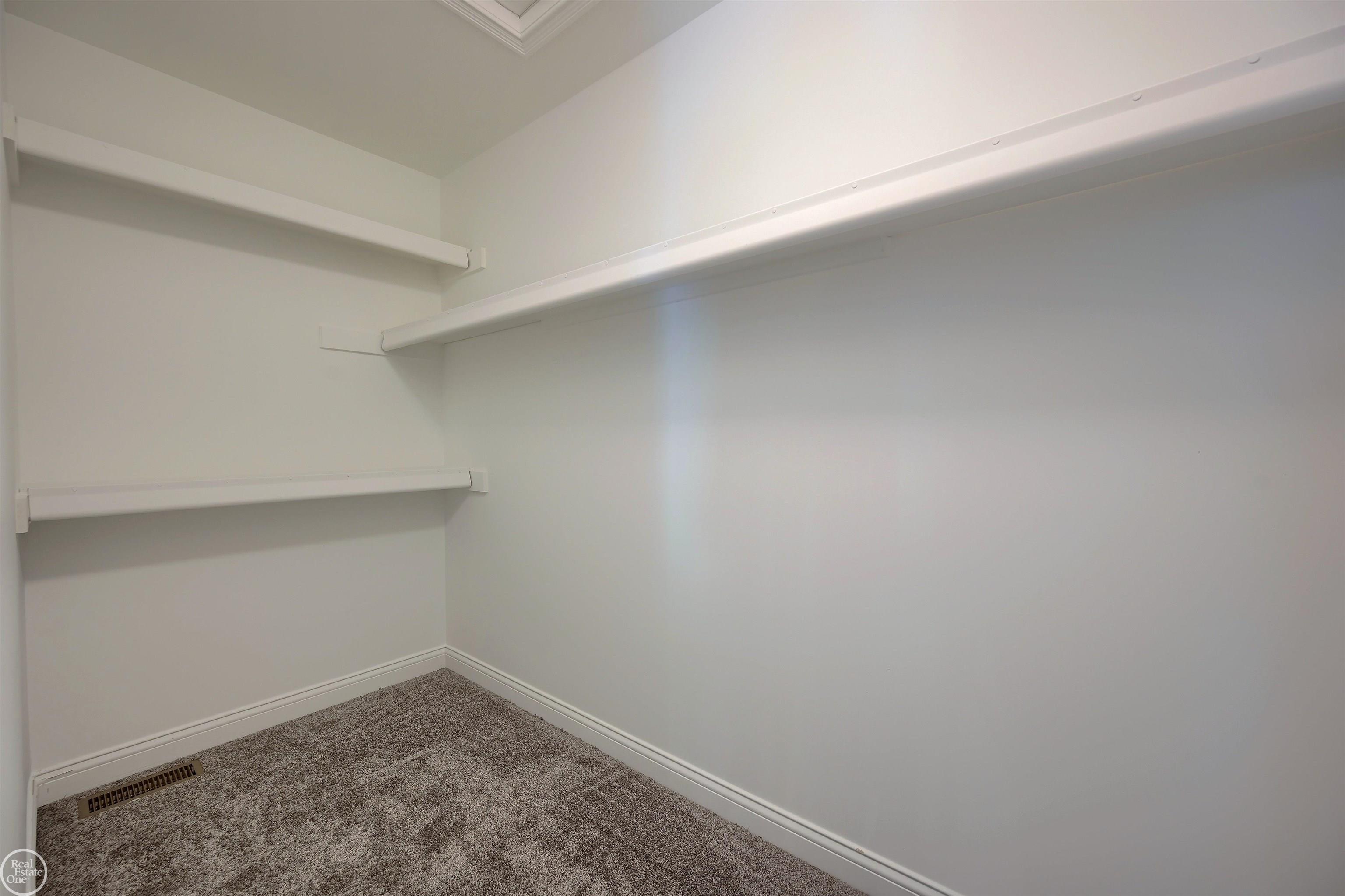 8199 22 Mile Road, Unit RIGHT SIDE ) Utica, MI 48317 - Photo 51 of 59