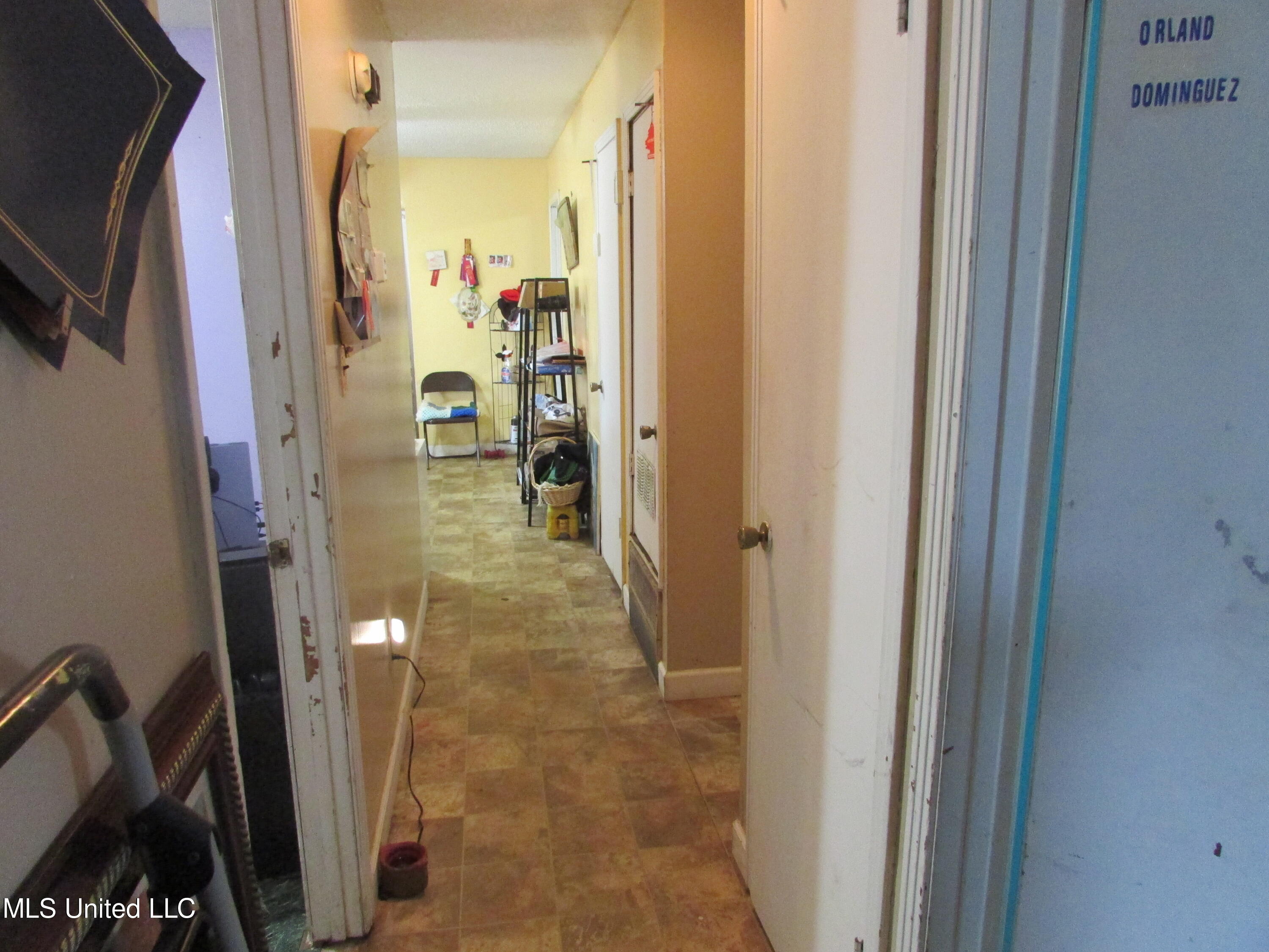 2223 Grass Pond Road Hernando, MS 38632 - Photo 25 of 25 Hallway