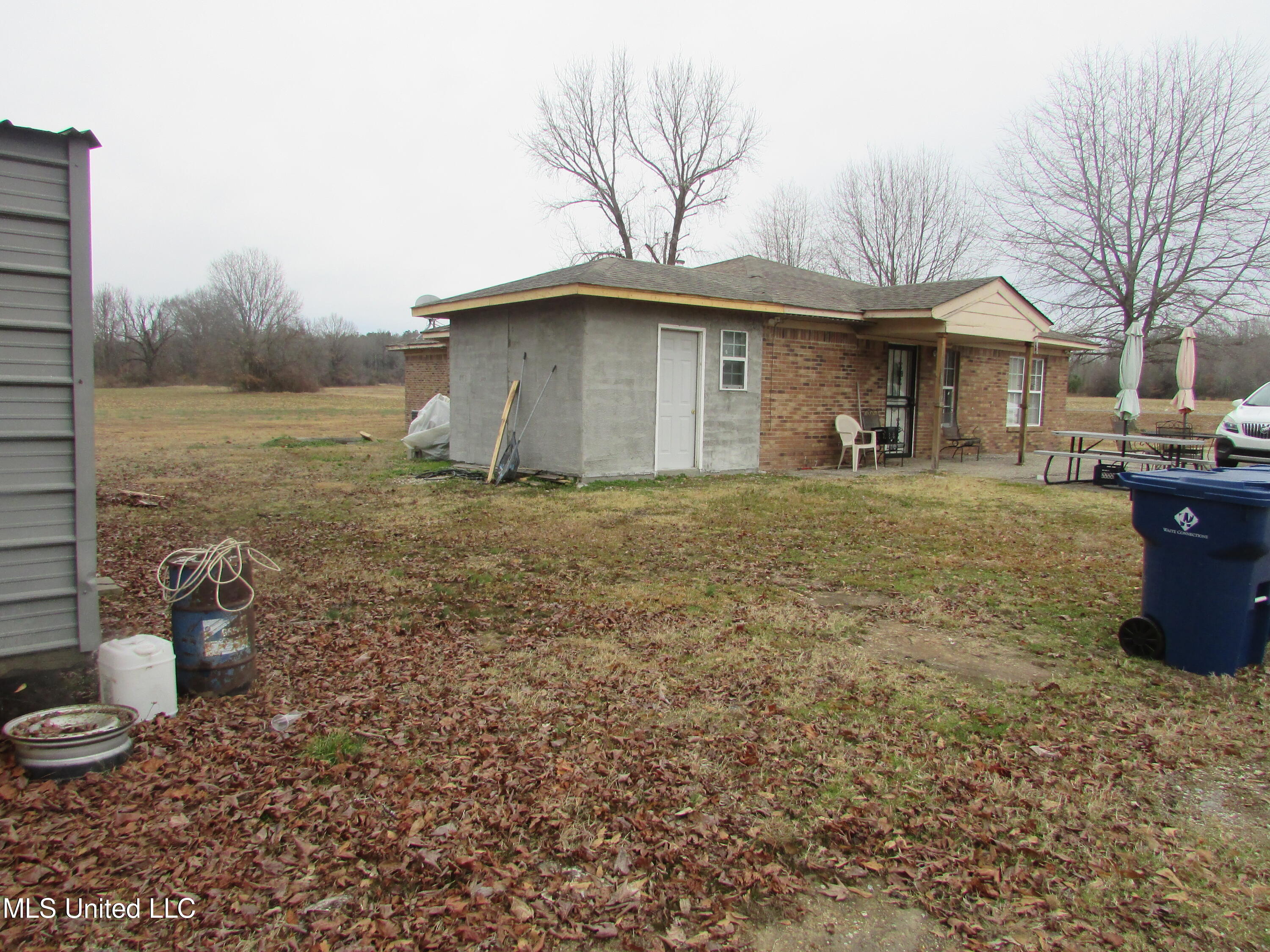 2223 Grass Pond Road Hernando, MS 38632 - Photo 3 of 25 South West View