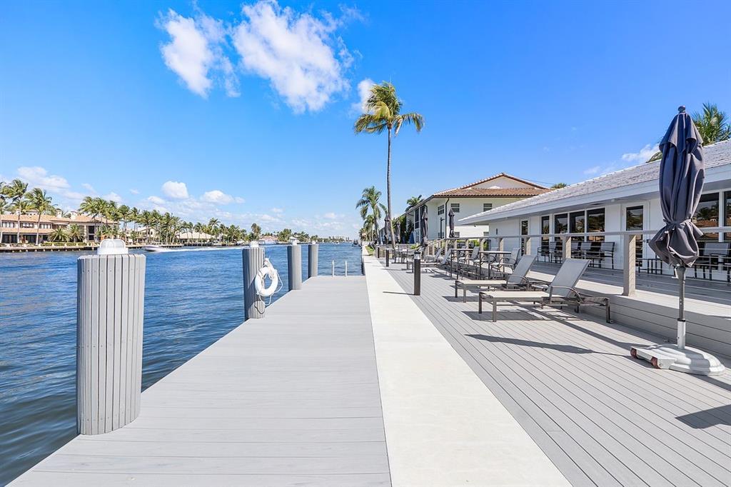 3300 Northeast 36th Street, Unit 303 Fort Lauderdale, FL 33308 - Photo 34 of 53 a view of a house with sitting area