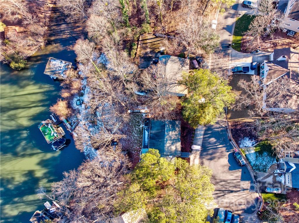 10043 Tepa Place Tega Cay, SC 29708 - Photo 32 of 32 a view of a yard with plants