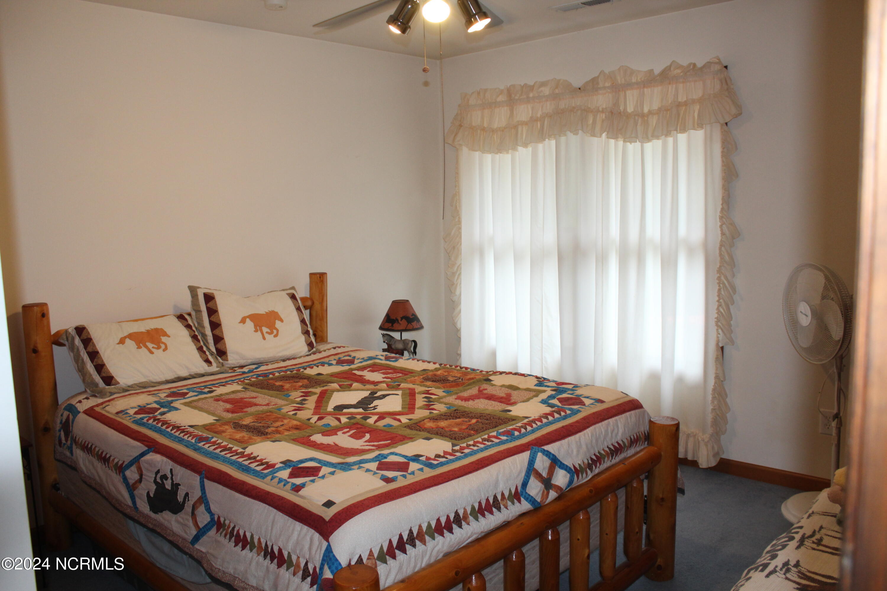 4507 Rivershore Drive New Bern, NC 28560 - Photo 60 of 71 Bedroom 3