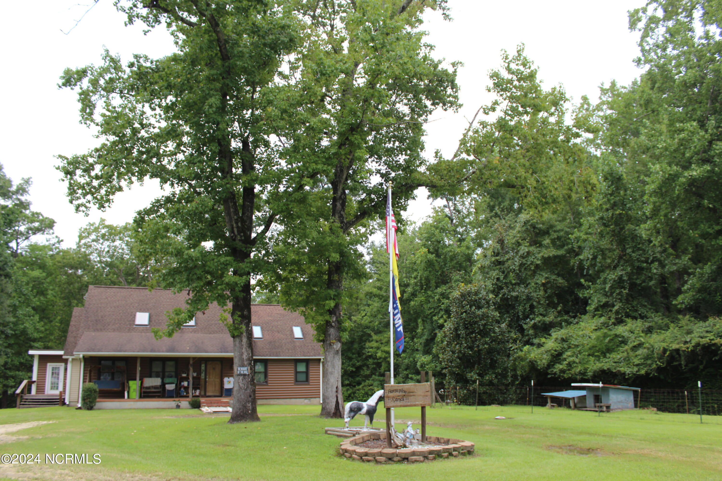 4507 Rivershore Drive New Bern, NC 28560 - Photo 70 of 71 front of house view 2