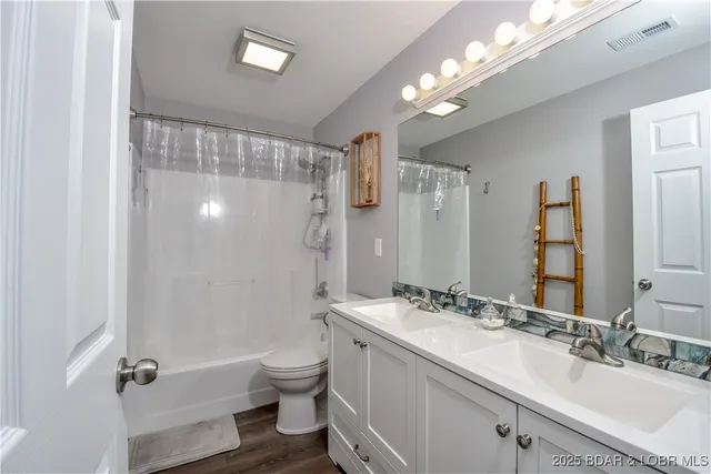 $230,000 | 75 Cedar Heights Lane, Unit 2B, Camdenton, MO 65020