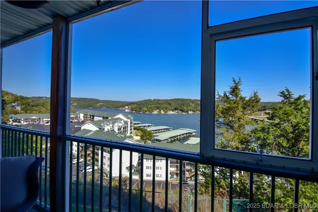 $230,000 | 75 Cedar Heights Lane, Unit 2B, Camdenton, MO 65020