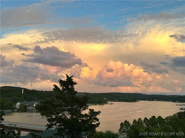 $230,000 | 75 Cedar Heights Lane, Unit 2B, Camdenton, MO 65020