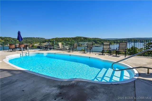 $230,000 | 75 Cedar Heights Lane, Unit 2B, Camdenton, MO 65020