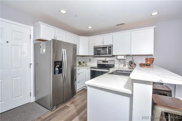 $230,000 | 75 Cedar Heights Lane, Unit 2B, Camdenton, MO 65020