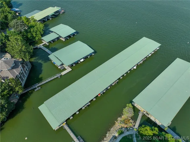 $230,000 | 75 Cedar Heights Lane, Unit 2B, Camdenton, MO 65020