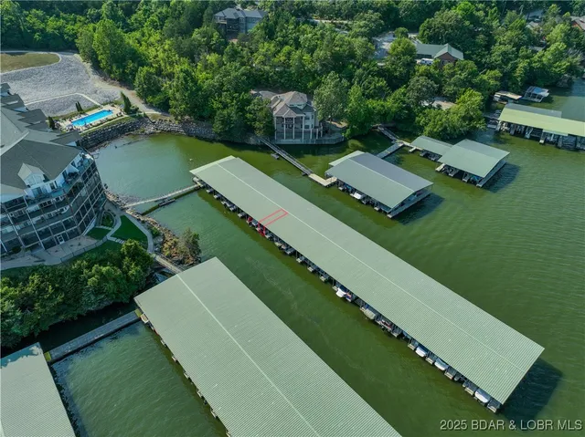 $230,000 | 75 Cedar Heights Lane, Unit 2B, Camdenton, MO 65020