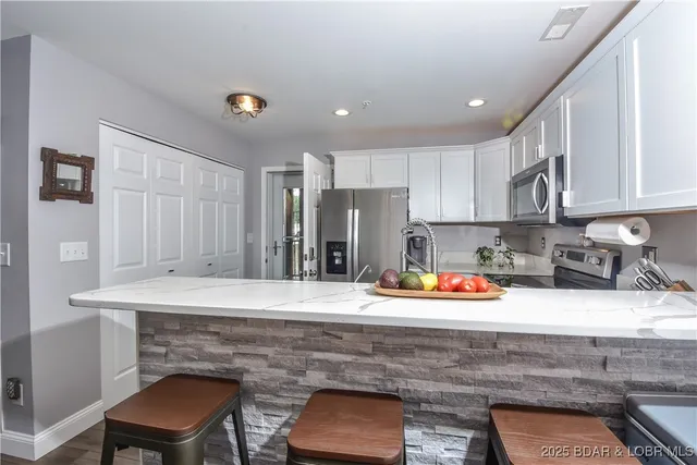 $230,000 | 75 Cedar Heights Lane, Unit 2B, Camdenton, MO 65020