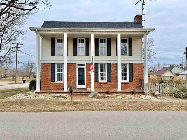 $299,900 | 326 Harrah Street, Worthington, IN 47471