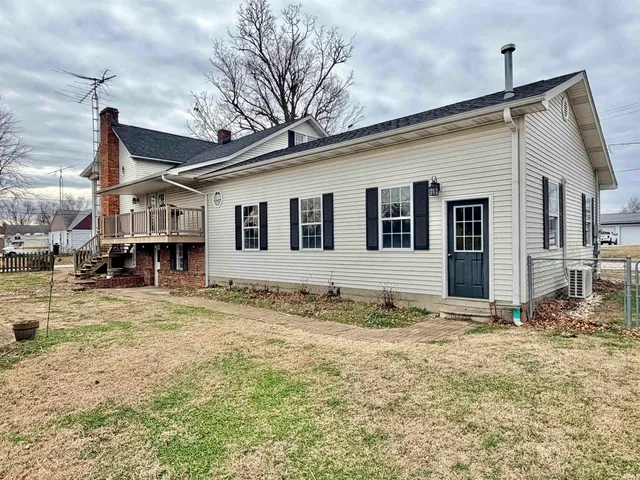 $299,900 | 326 Harrah Street, Worthington, IN 47471