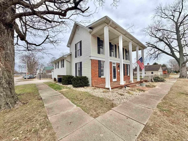 $299,900 | 326 Harrah Street, Worthington, IN 47471