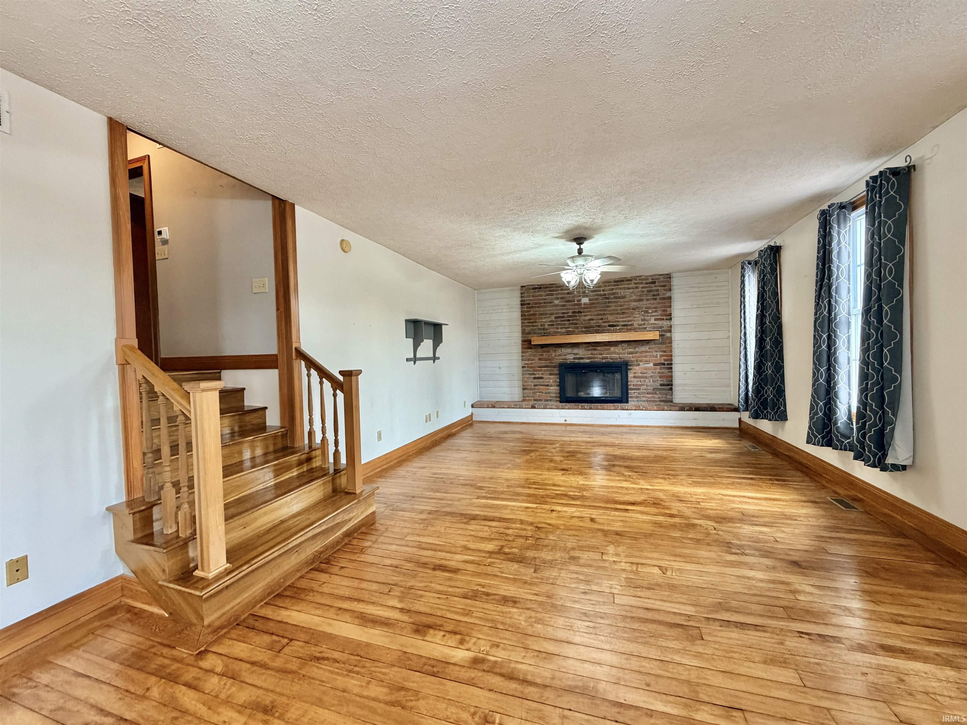 326 Harrah Street Worthington, IN 47471 - Photo 6 of 26